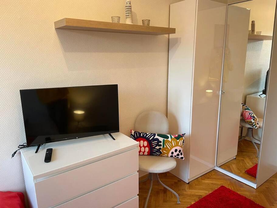 Apartament Pod Pawiem オルシュティン エクステリア 写真